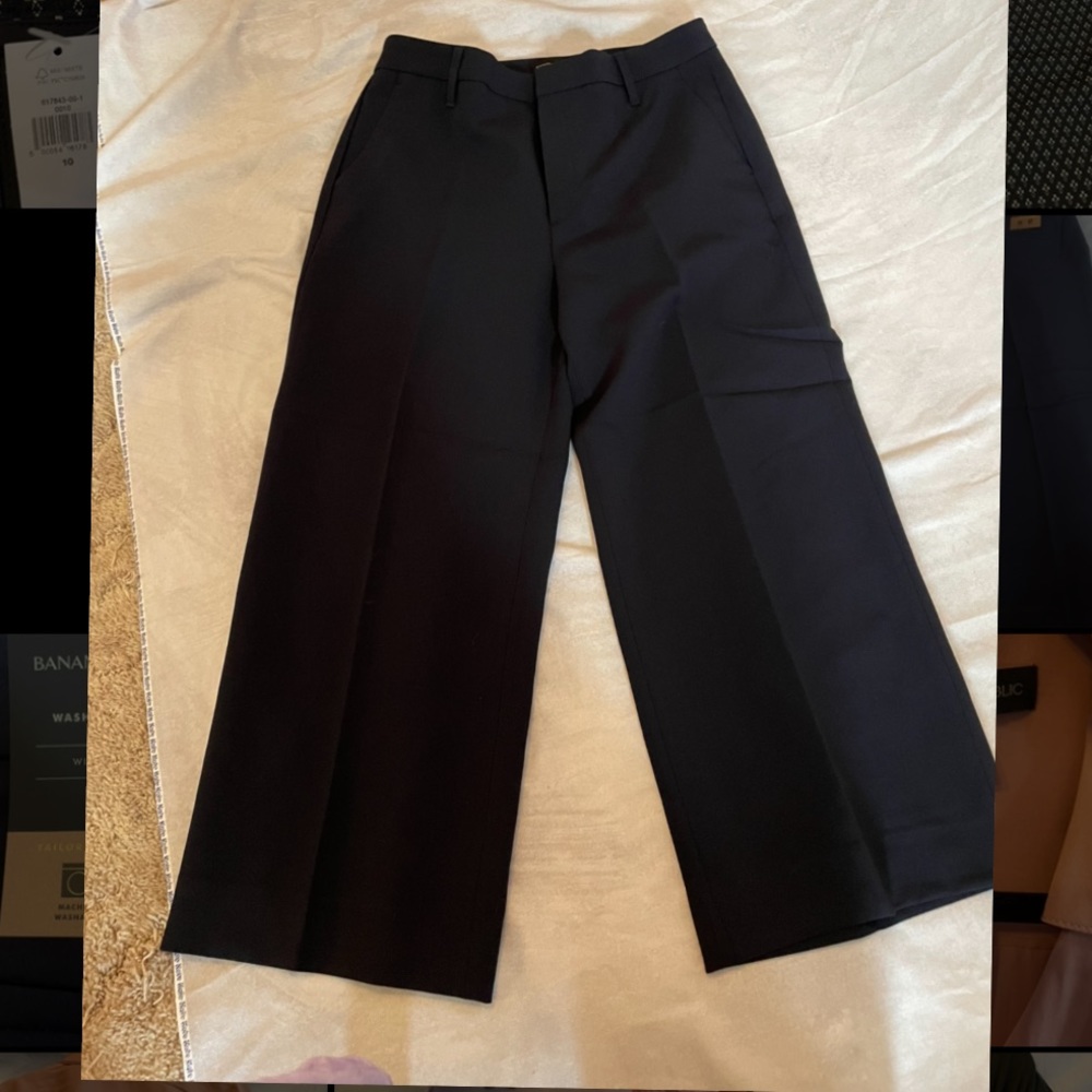 Banana Republic Wide Leg Crop Navy Pant